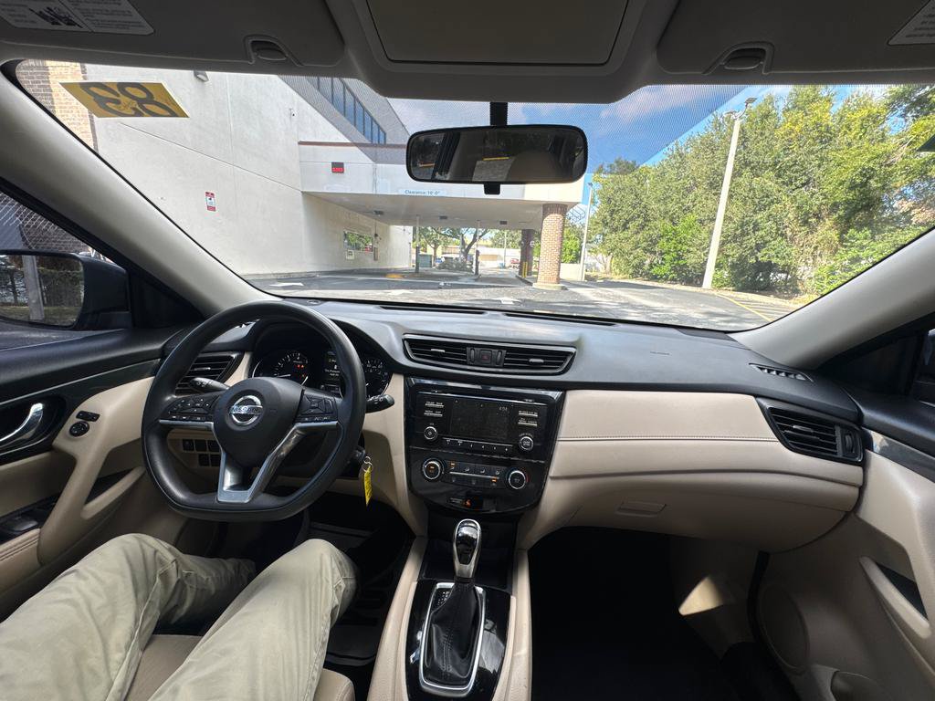Used 2017 Nissan Rogue S w/ S Appearance Package FWD image 17