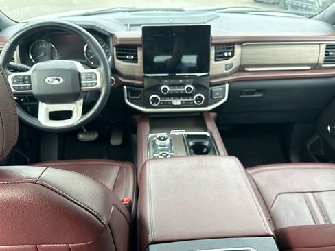 Used 2024 Ford Expedition Max Limited image 14