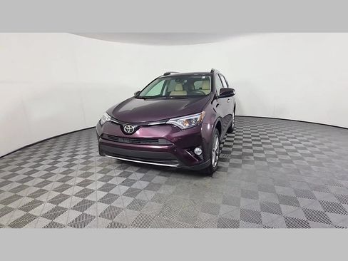 Used 2018 Toyota RAV4 Limited FWD image 48