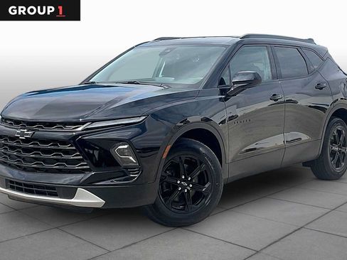Used 2024 Chevrolet Blazer LT w/ Convenience Package FWD image 1
