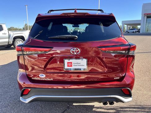 Certified 2022 Toyota Highlander XSE image 4