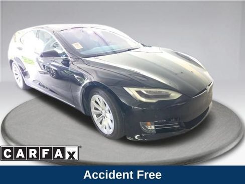 Used 2018 Tesla Model S 75D AWD/4WD image 2