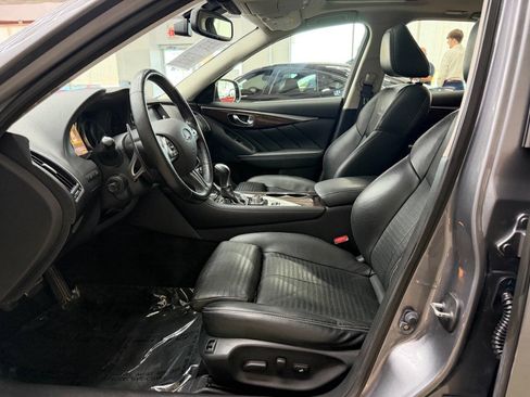 Used 2014 INFINITI Q50 AWD w/ Technology Package image 11