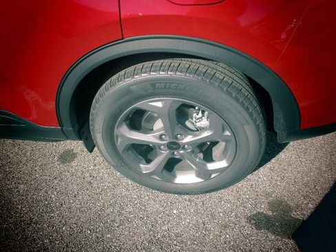 New 2026 Ford Escape ST-Line w/ Tech Pack #1 FWD image 24