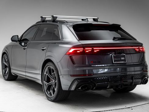 Certified 2026 Audi RS Q8 performance AWD/4WD image 3