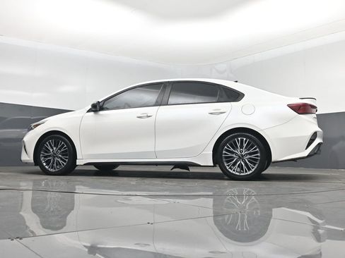 Certified 2024 Kia Forte GT-Line image 47