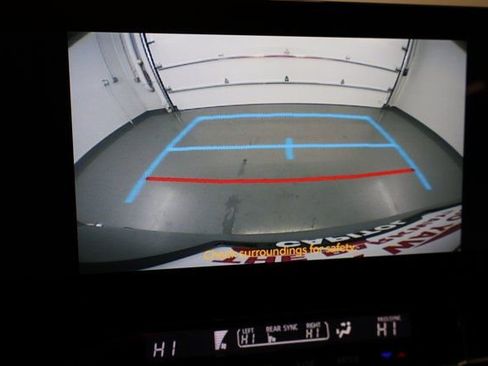 Certified 2025 Toyota Sienna XSE image 26