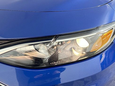 Used 2023 Chevrolet Malibu LT image 32