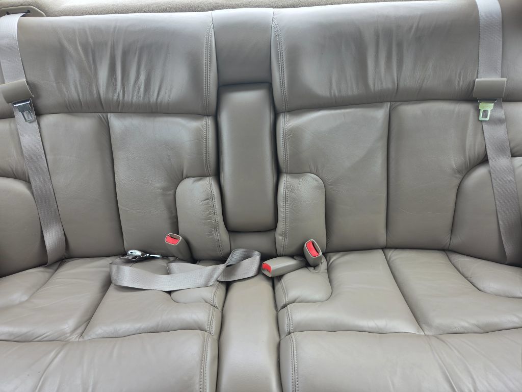 Used 1998 Buick Le Sabre Custom w/ Headliner Lighting Pkg FWD image 32
