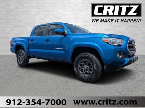 Used 2018 Toyota Tacoma SR5 RWD image 1