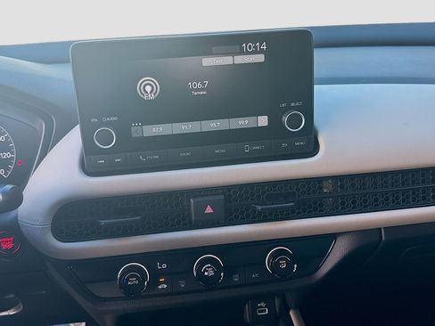 Used 2025 Honda HR-V LX image 10