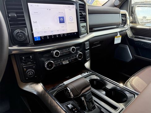 New 2025 Ford F150 King Ranch w/ FX4 Off-Road Package image 37