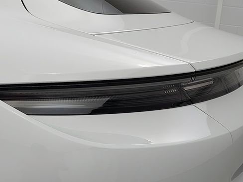 Certified 2025 Porsche Taycan RWD image 37