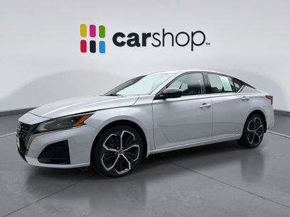 Used 2023 Nissan Altima 2.5 SR