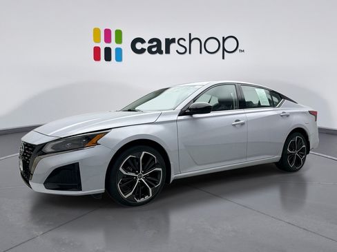 Used 2023 Nissan Altima 2.5 SR AWD/4WD image 1