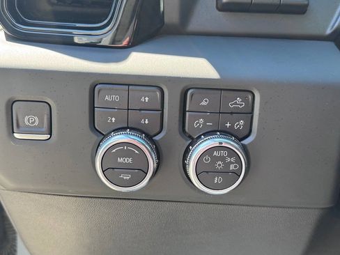 Used 2024 GMC Sierra 1500 AT4X AWD/4WD image 30
