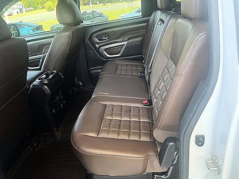 Used 2024 Nissan Titan Platinum Reserve w/ Moonroof Package AWD/4WD image 20