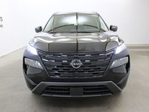 New 2026 Nissan Rogue SV FWD image 7