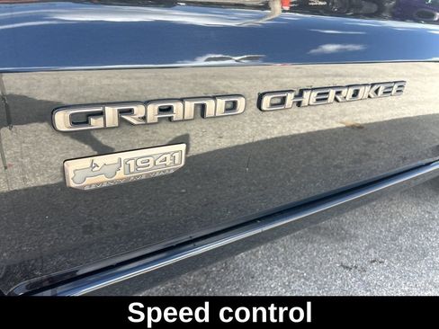 Used 2016 Jeep Grand Cherokee Limited 75th Anniversary image 20