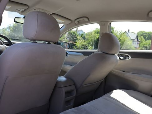Used 2013 Nissan Sentra SV w/ Electronics Pkg FWD image 12