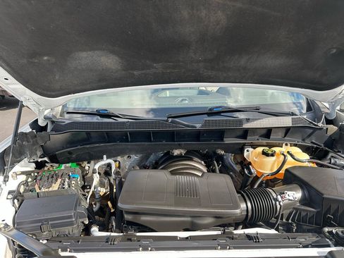 Used 2019 Chevrolet Silverado 1500 LTZ AWD/4WD image 17