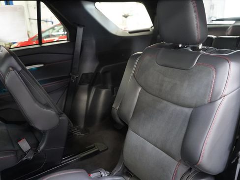 New 2026 Ford Explorer ST AWD/4WD image 29