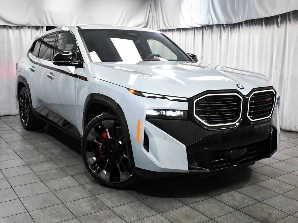 Used 2026 BMW XM Label Red AWD/4WD image 3