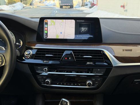 Used 2018 BMW 540i xDrive AWD/4WD image 30