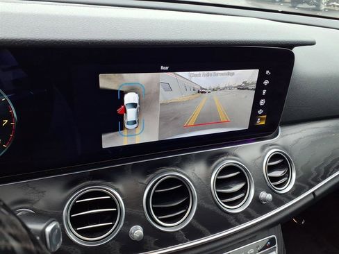 Used 2021 Mercedes-Benz E 350 Sedan image 15