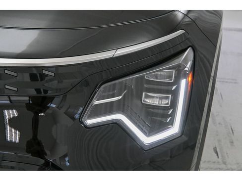 New 2025 Kia Niro Wave w/ Wave Preserve Package image 8