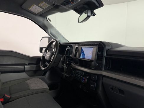 Used 2023 Ford F350 XLT w/ FX4 Off-Road Package image 31