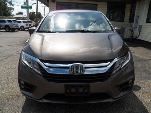 Used 2018 Honda Odyssey EX image 2