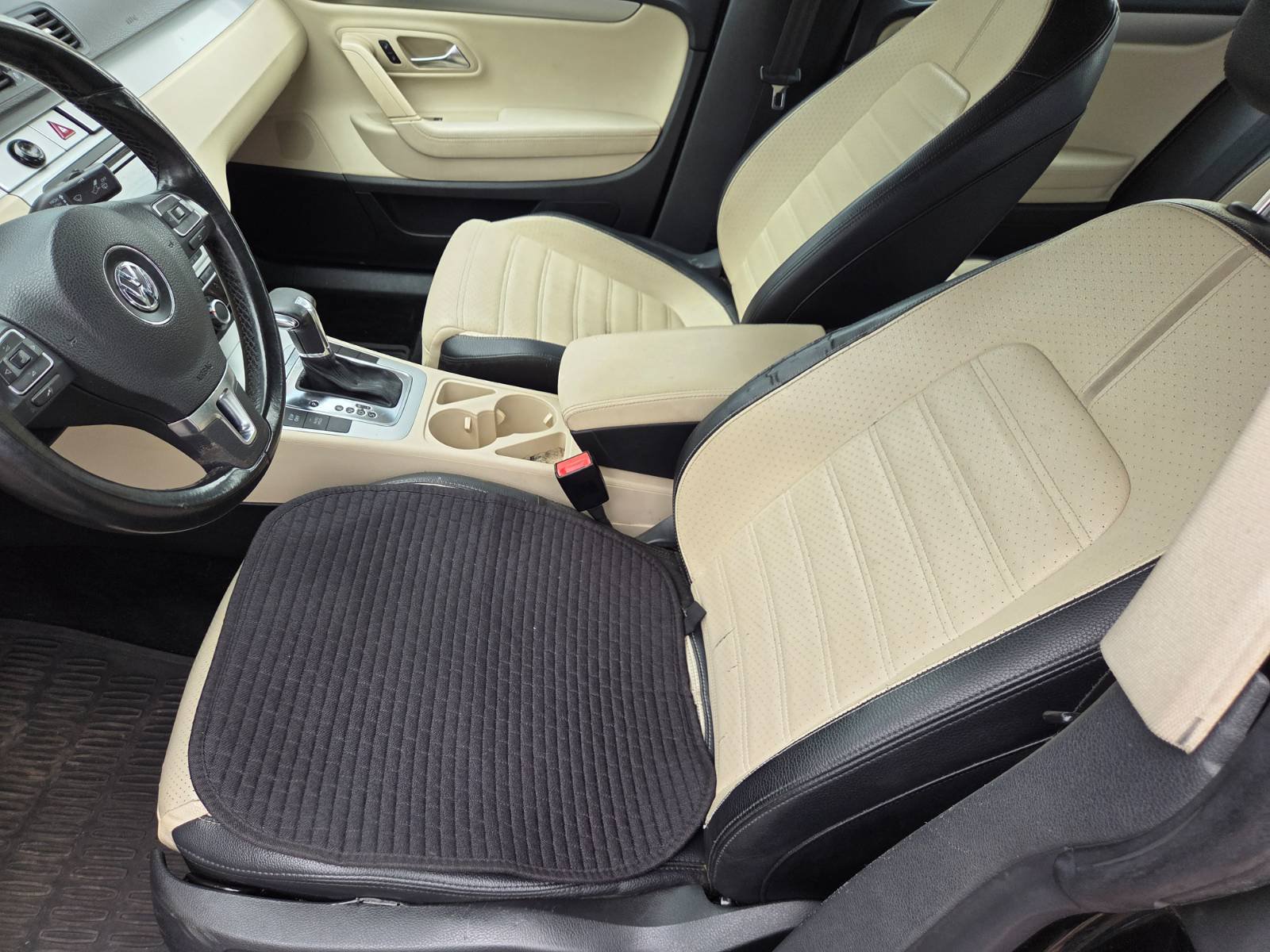 Used 2010 Volkswagen CC Sport FWD image 7