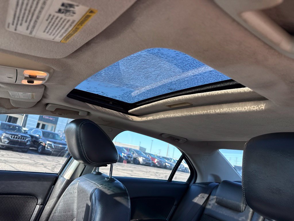 Used 2009 Ford Fusion SE FWD image 16