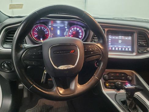Used 2019 Dodge Challenger SXT RWD image 22