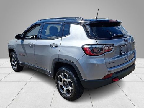 Used 2022 Jeep Compass Trailhawk AWD/4WD image 7