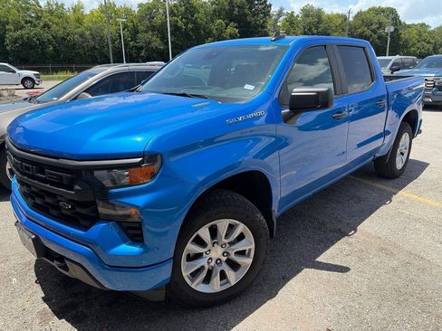 Used 2026 Chevrolet Silverado 1500 Custom RWD image 1