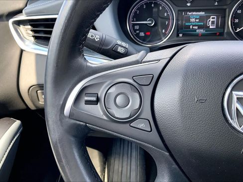 Used 2018 Buick Enclave Premium w/ Experience Buick Package FWD image 23