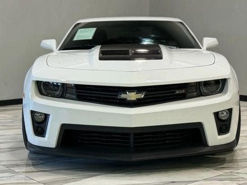 Used 2013 Chevrolet Camaro ZL1 w/ Gray Stripe Package image 3