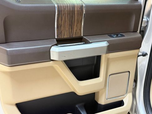 Used 2018 Ford F150 Lariat w/ Equipment Group 502A Luxury image 41