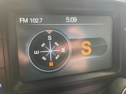 Used 2017 RAM 1500 Express w/ Express Value Package image 34