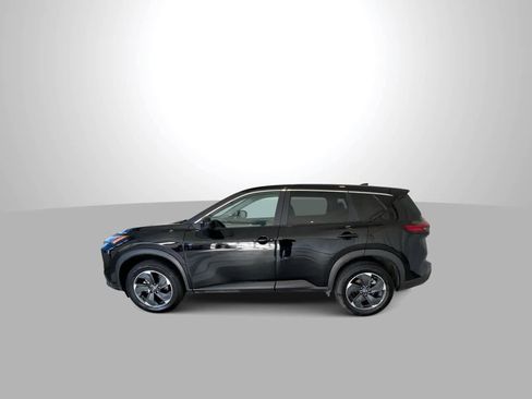 Used 2024 Nissan Rogue SV image 5