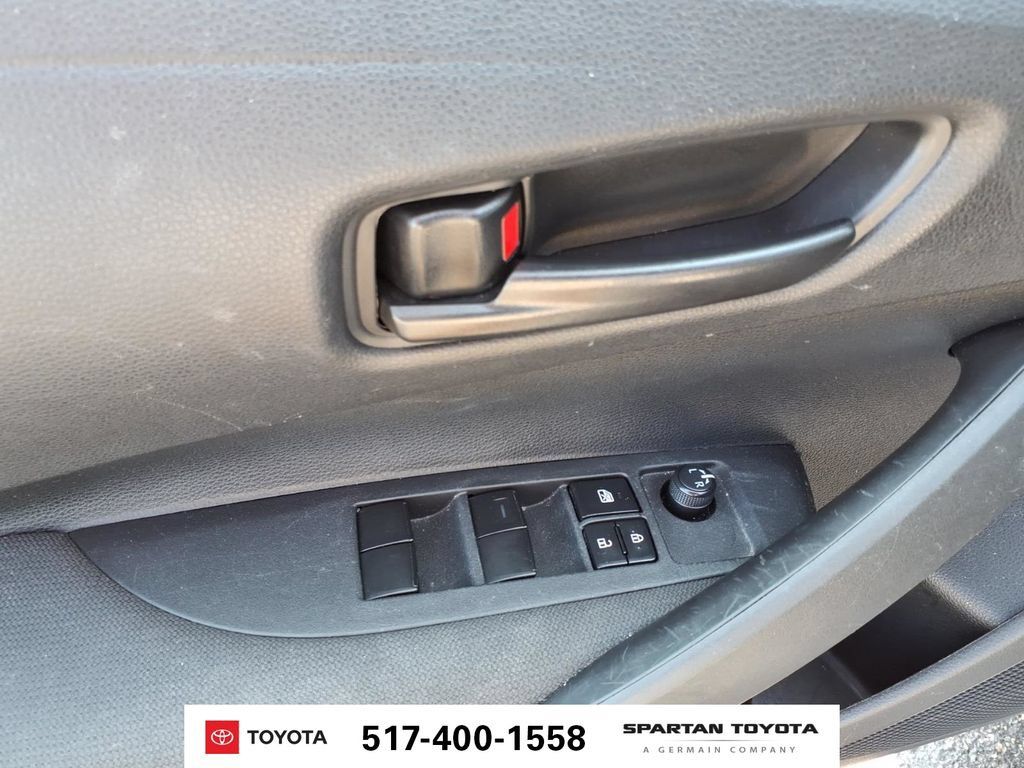 Used 2024 Toyota Corolla LE FWD image 16