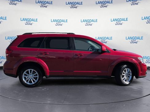 Used 2015 Dodge Journey SXT w/ Flexible Seating Group image 3