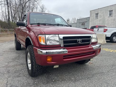 Used 1998 Toyota Tacoma 4x4 Xtracab V6 image 7