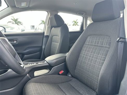 Used 2025 Honda HR-V LX image 13