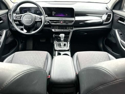 Used 2025 Kia Seltos S FWD image 25