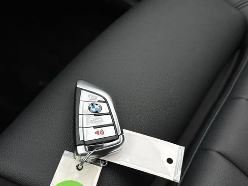 Used 2021 BMW X7 xDrive40i w/ Cold Weather Package image 31