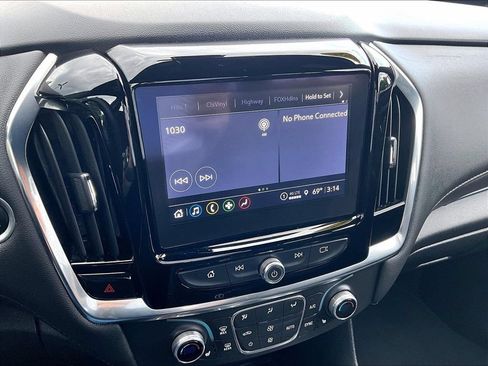 Used 2023 Chevrolet Traverse LT AWD/4WD image 26