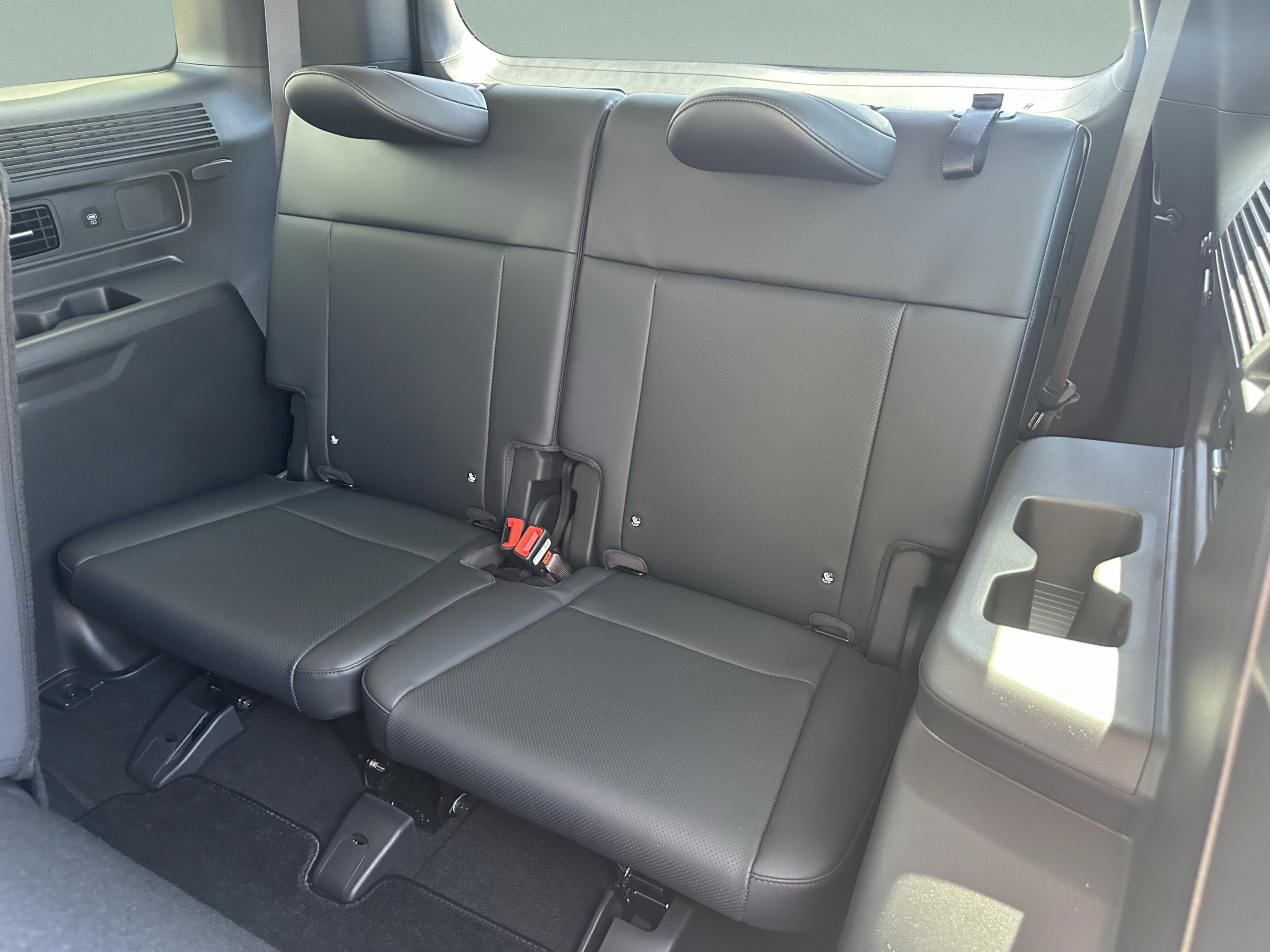 New 2027 Hyundai Santa Fe SEL FWD image 15